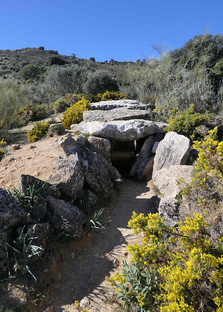 Dolmen de El Charcón