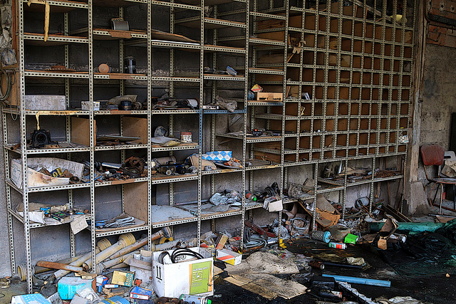 La partie magasin de pièces de rechange (1) La partie magasin de pièces de rechange (1)