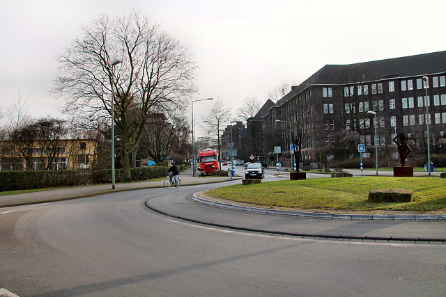 August-Thyssen-Straße, Kreisverkehr (Duisburg-Hamborn) / 17.02.2018