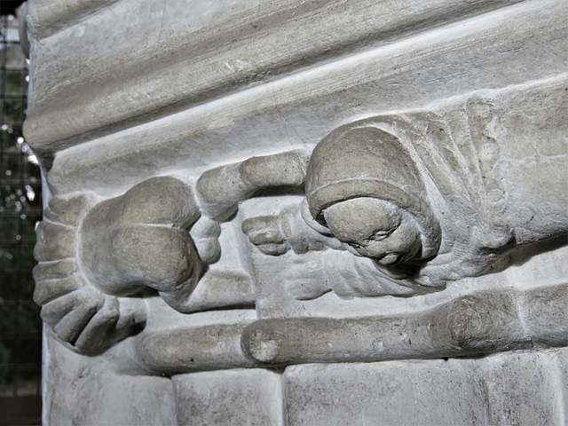 offwell church, devon , c15 capital with bums (8)