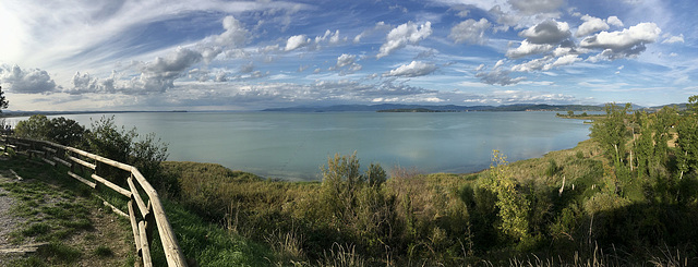 Lago Trasimeno. Panorama.
