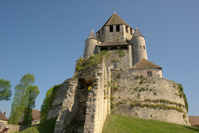 La tour César à Provins