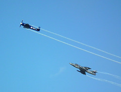 Course Seafury et Hawker Hunter Trainer (La Ferté Alais 2014)