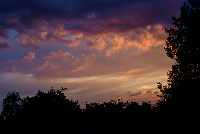 Love the colours in this sky