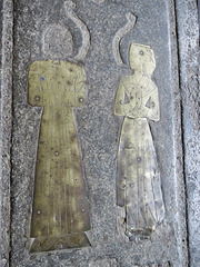 rye church, sussex (1)worn c15 brass on a tomb in the north chancel chapel c.1490