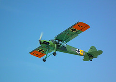 Fieseler F1 156 Storch (La Ferté Alais 2014)