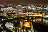 Nocturno del barrio The City de Londres (ver sobre fondo negro)