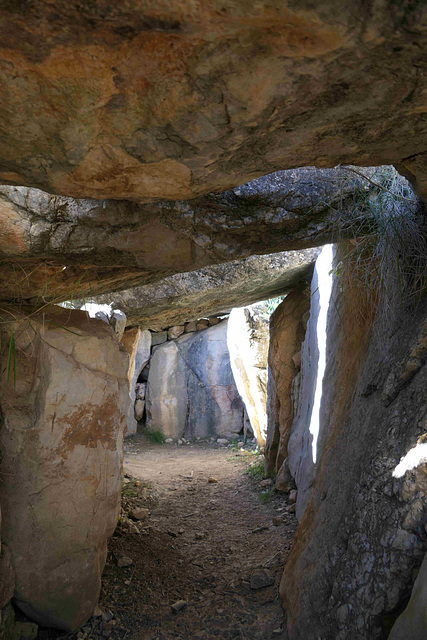 Dolmen de El Charcón