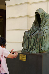 Don Giovanni commemoration statue, Prague