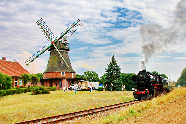 Dabel, Sonderzug "Sternberger Land" an der Mühle