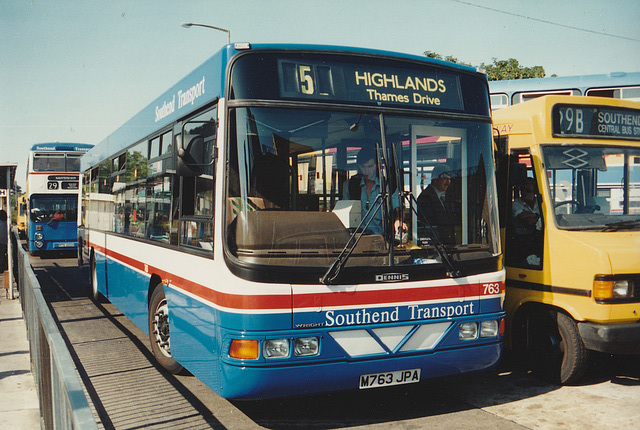 Southend Transport 763 (M763 JPA) in Southend Bus Station – 9 Aug 1995 (279-05)