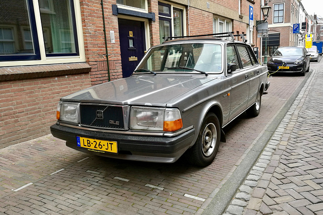 1984 Volvo 244 GLE Automatic