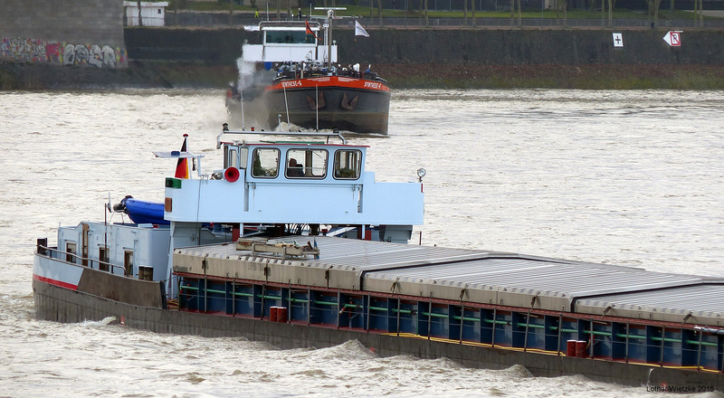 Düsseldorf - Binnenschiff-Racing