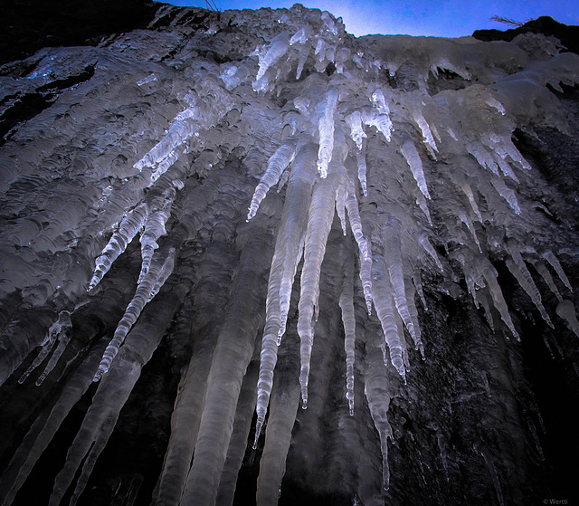 icicles 2