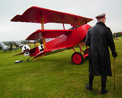 Le Baron rouge et son Fokker triplan DR1 (La Ferté 2014)