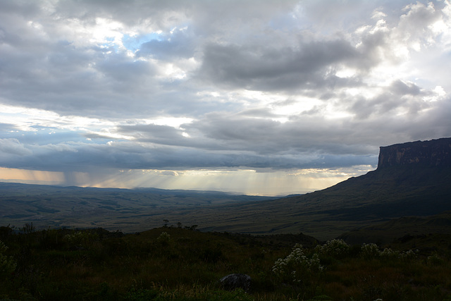 Venezuela, Rain storm approaching Roraima Base Camp