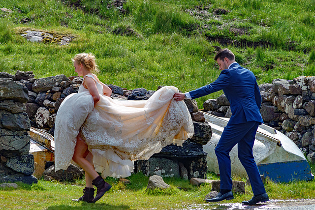 Helping the Bride Helping the Bride