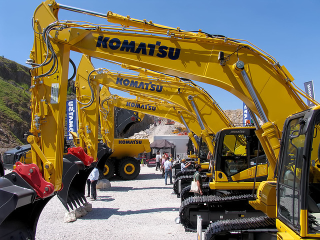 Komatsu Komatsu
