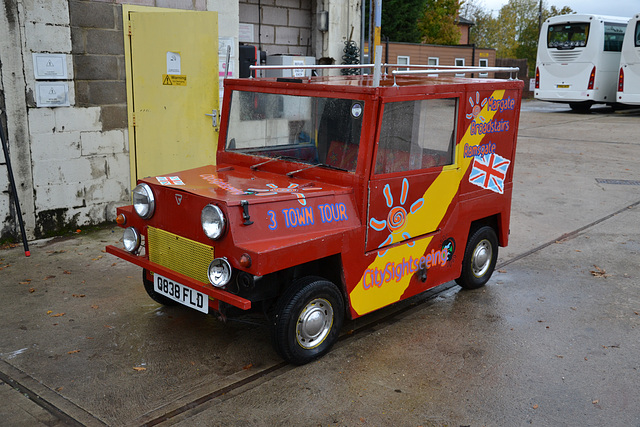 Q838FLD Mini Moke style van