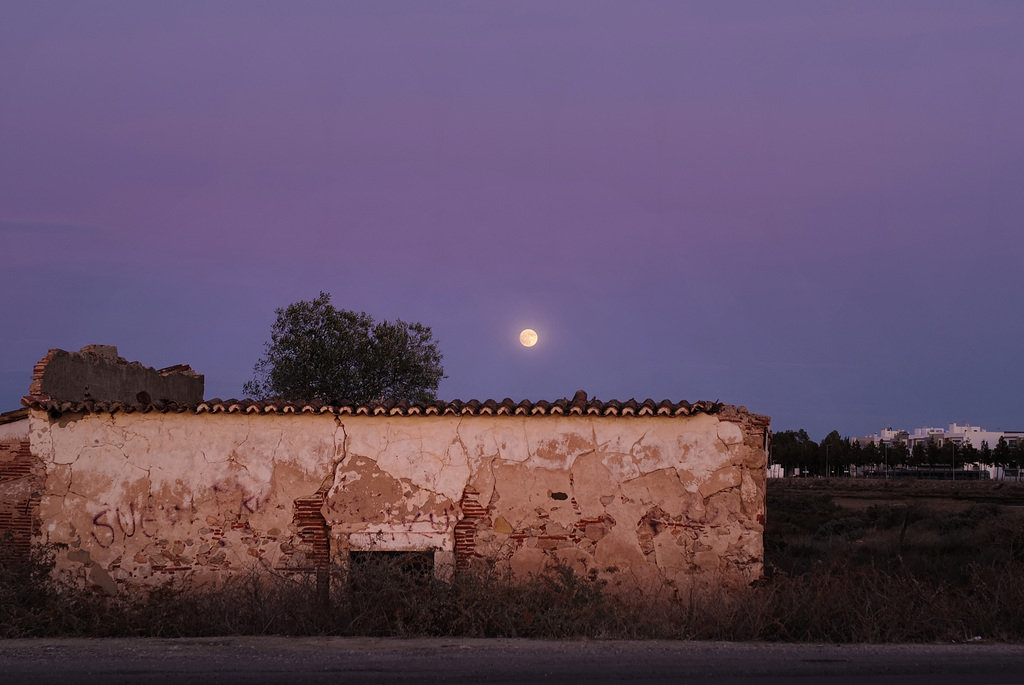 Sapal, Full moon rise 3C34