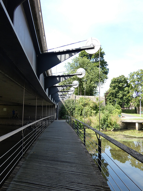 Fußgängerbrücke