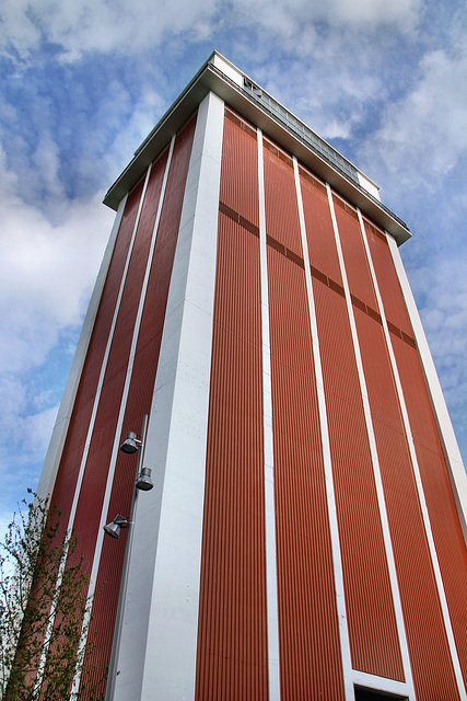 Schachtturm des ehem. Hauptförderschachtes 1 (Zeche Friedrich Heinrich 1/2, Kamp-Lintfort) / 26.07.2020