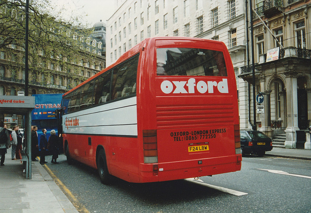 Thames Transit 30 (F24 LBW) in London – 22 Apr 1993 (190-34)