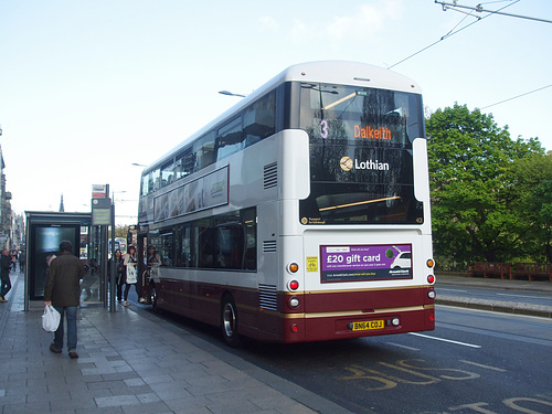 DSCF7014 Lothian Buses 401 (BN64 COJ) in Princes Street, Edinburgh - 5 May 2017