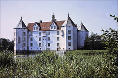 Château de Glücksburg (D, Schlewig-Holstein) Juillet 1972. (Diapositive numérisée).