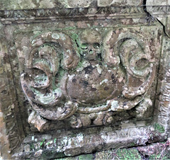 stockton church, wilts c18 tomb with skulls