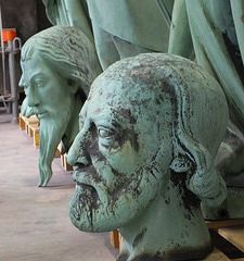 Saint Thomas alias Viollet Le duc enfin de retour à Notre Dame de Paris Saint Thomas alias Viollet Le duc enfin de retour à Notre Dame de Paris