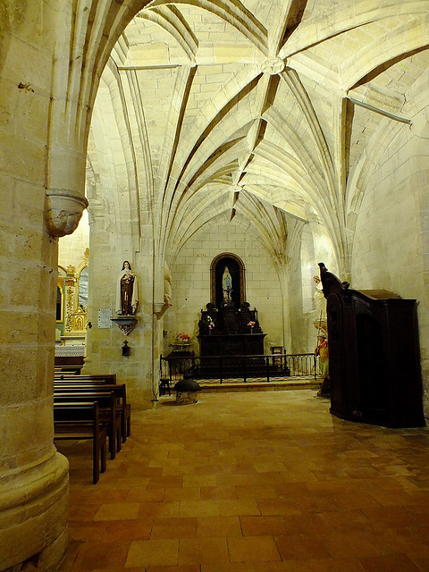 Chapelle de l'église de St Michel de Montaigne