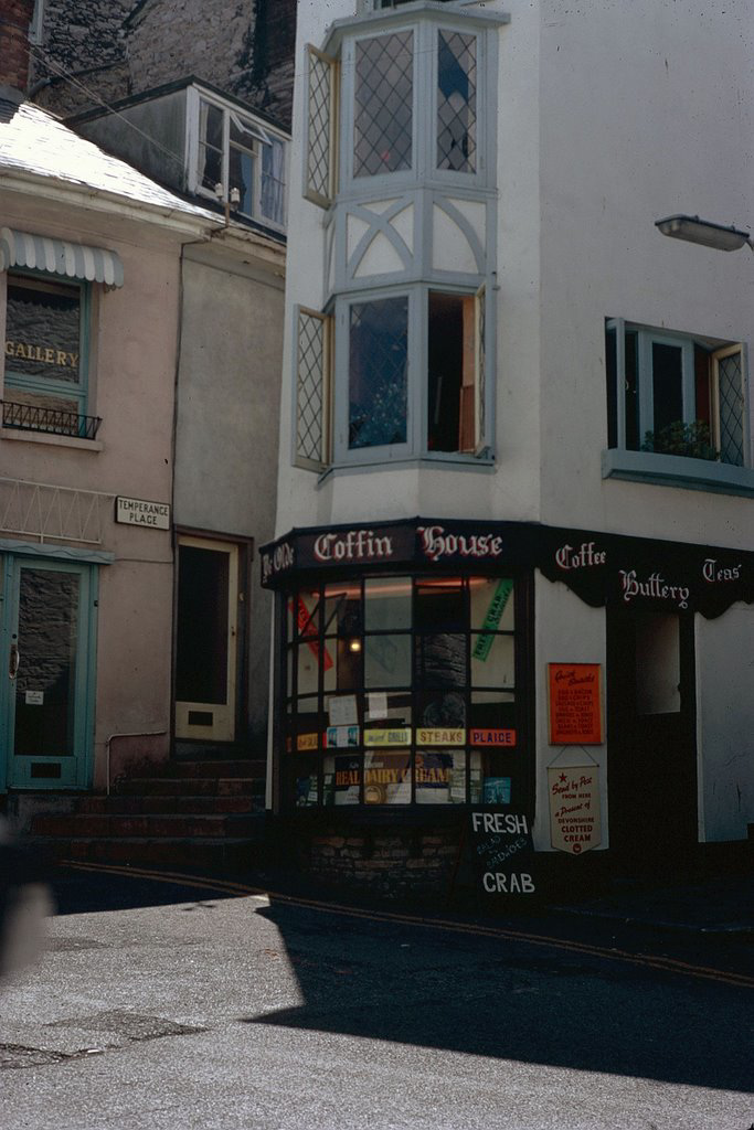 Ye Olde Coffin House, Brixham (scan from slide of the early 1960s)