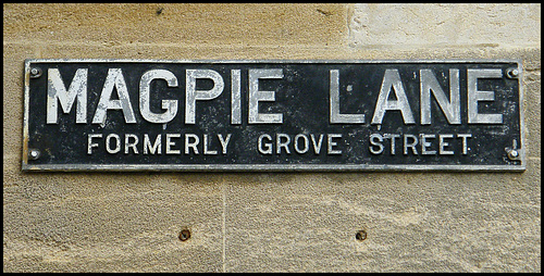 Magpie Lane street sign