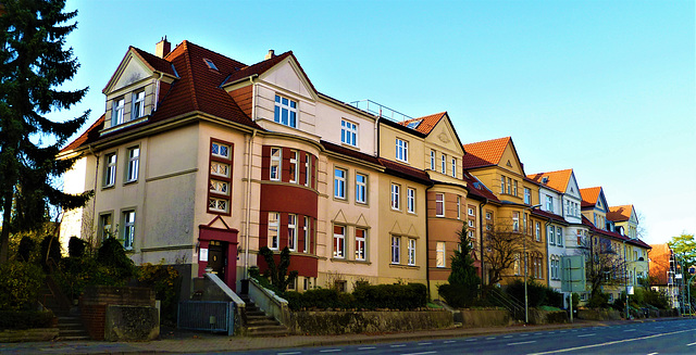 Häuserfronten am Obotritenring in Schwerin