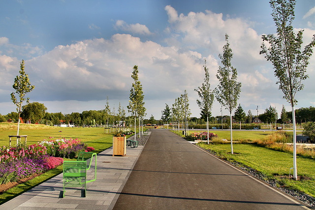 Sparkassen-Promenade im Zechenpark Friedrich Heinrich (Kamp-Lintfort) / 26.07.2020