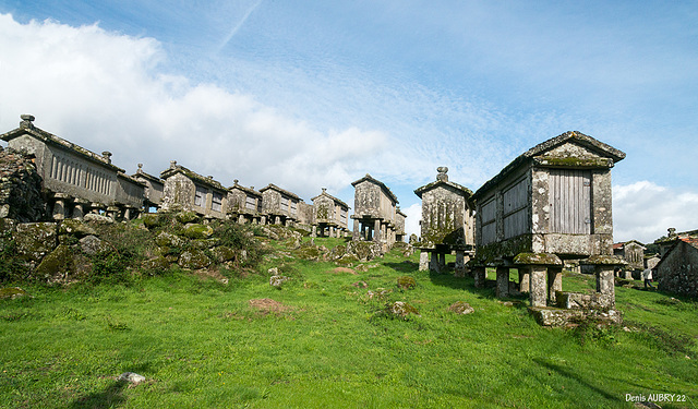 Greniers à grain de Lindoso