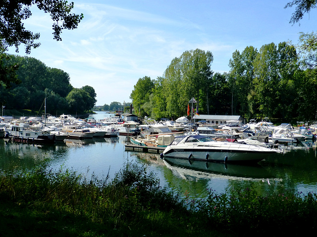 DE - Niederkassel - Mondorf harbour