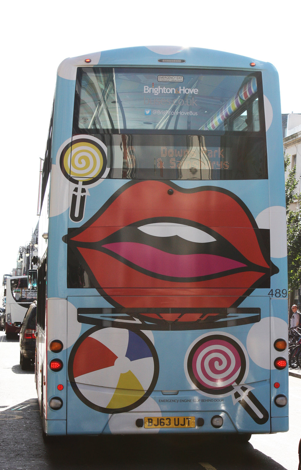 Bus lips