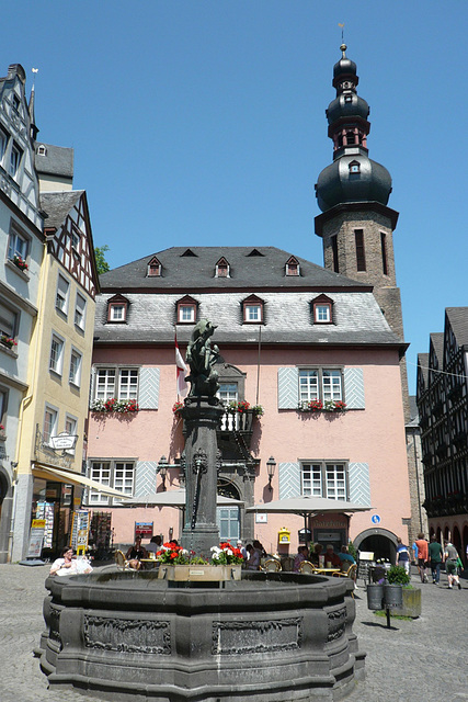 Fountain In The Marketplace