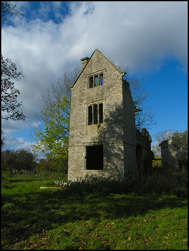 Manor House ruin