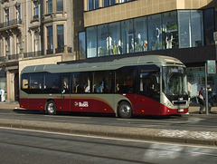 DSCF7016 Lothian Buses 47 (BT64 LJE) in Princes Street, Edinburgh - 6 May 2017