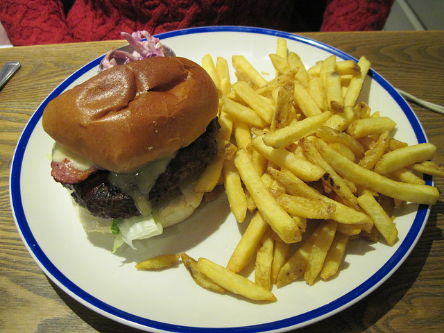 Dinner at The Jolly Sailors, Lowestoft