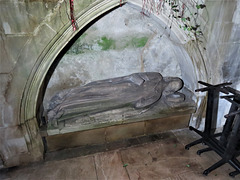 stockton church, wilts c14 tomb effigy (2)