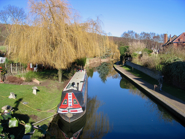 Looking North along the Birmingham and Fazeley Canal from Lichfield Road Bridge at Hopwas