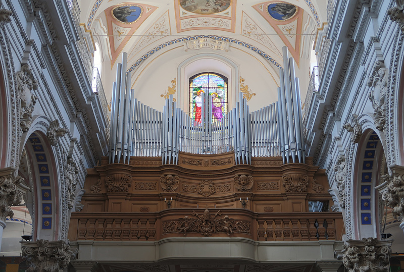 Organ pipes