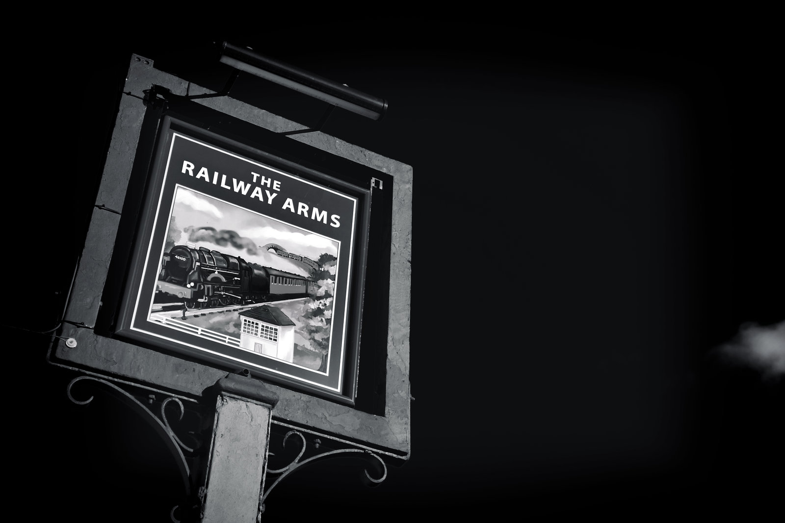 SiJ Day 28 Railway Arms mono
