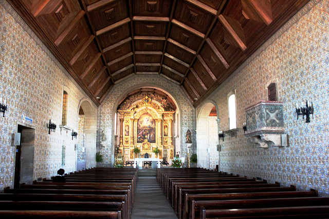 Igreja de S. Tiago (interior)