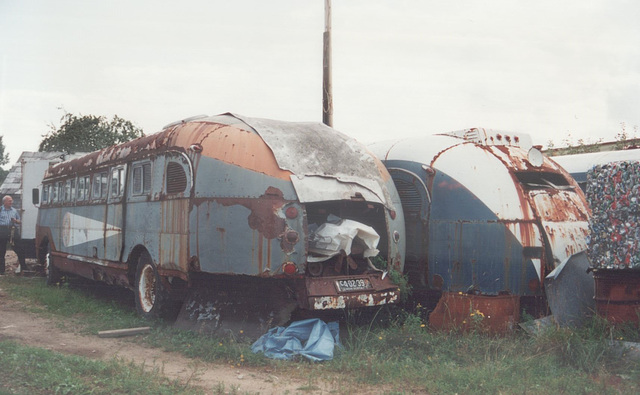 MacKenzie 12 with Acadian 331 and 333 at East Chester - 5 Sep 1992 (Ref 172-04)