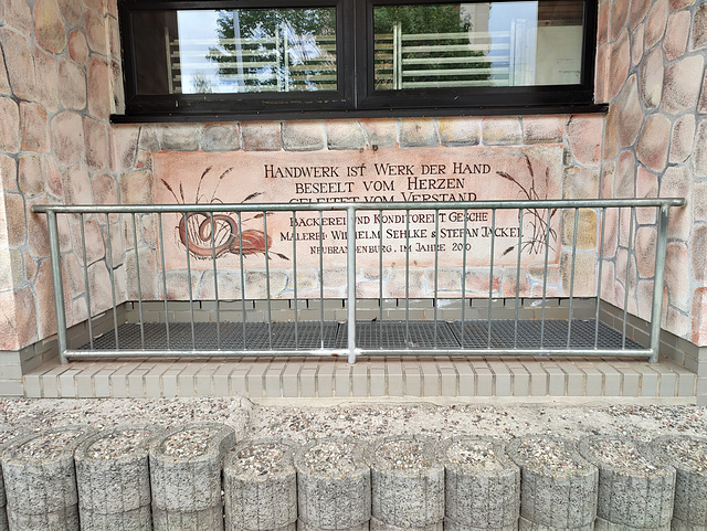 Happy Handwerk Fence Friday!